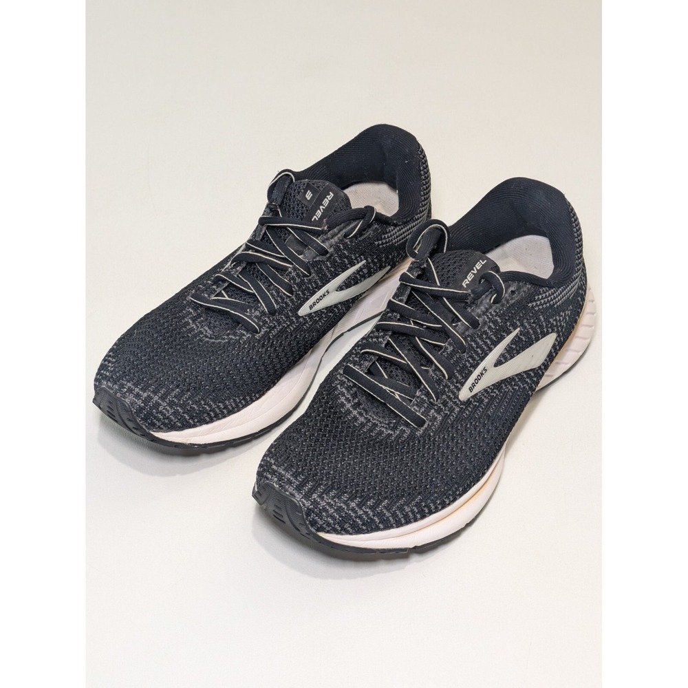 Brooks Women's Revel 3 Black/White, Size 9 B